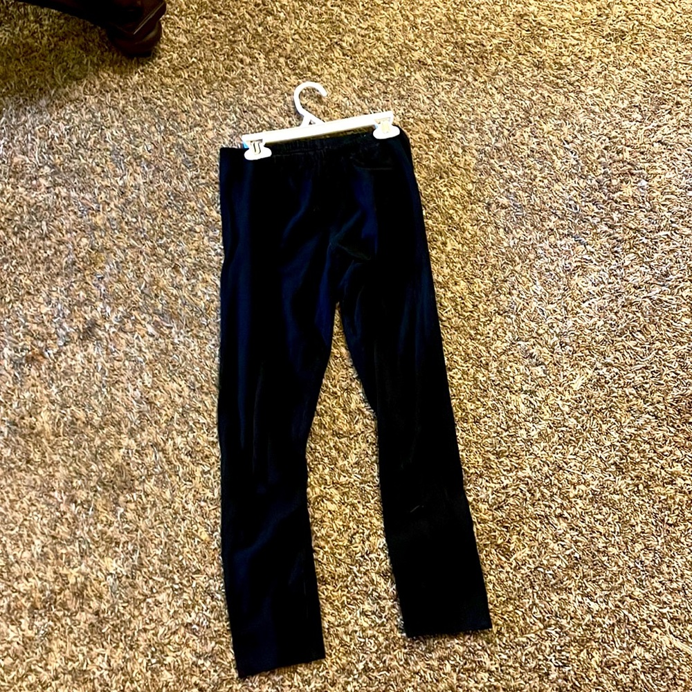 Black leggings